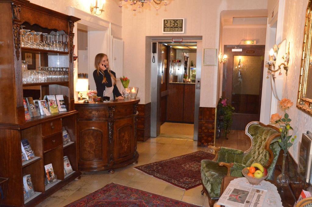 Hotel Waldersee Hannover Luaran gambar