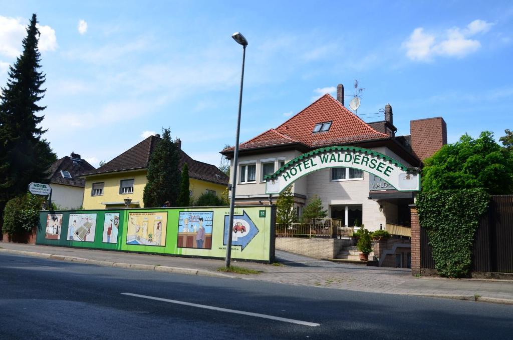 Hotel Waldersee Hannover Bilik gambar